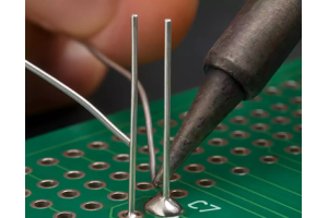 Diretrizes de design de furo passante em PCB para iniciantes